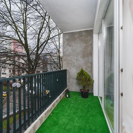 Sunshine Parkside Hideaway - 3 Bedroom - By Upstairs كراكوفيا المظهر الخارجي الصورة