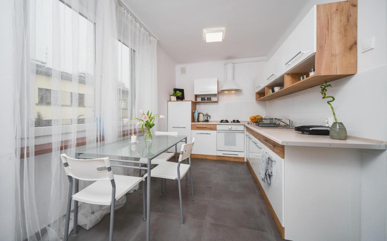 Sunshine Parkside Hideaway - 3 Bedroom - By Upstairs كراكوفيا المظهر الخارجي الصورة