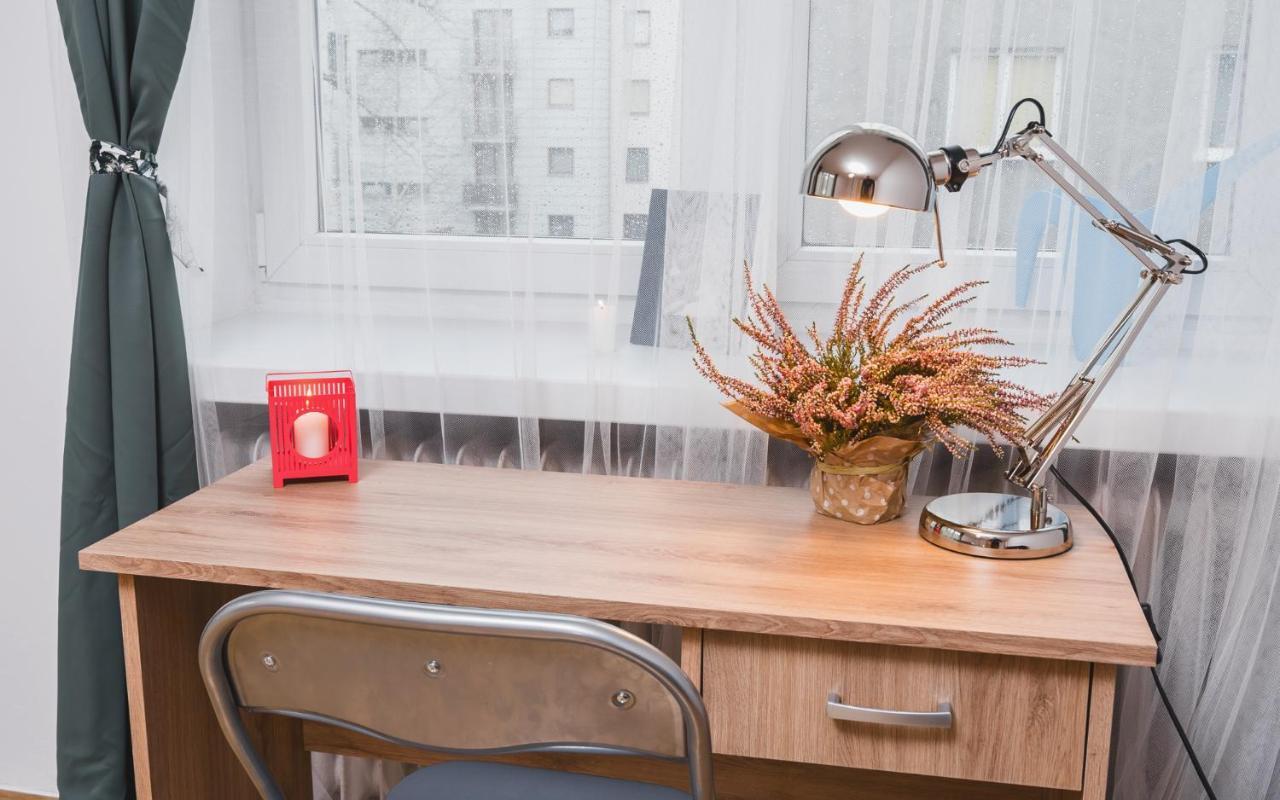 Sunshine Parkside Hideaway - 3 Bedroom - By Upstairs كراكوفيا المظهر الخارجي الصورة