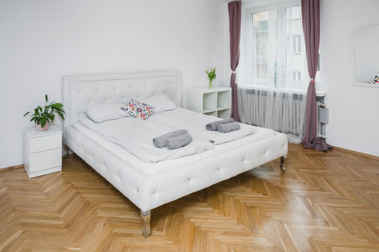 Sunshine Parkside Hideaway - 3 Bedroom - By Upstairs كراكوفيا المظهر الخارجي الصورة