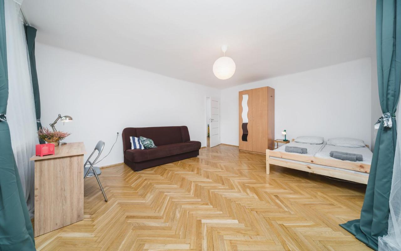 Sunshine Parkside Hideaway - 3 Bedroom - By Upstairs كراكوفيا المظهر الخارجي الصورة