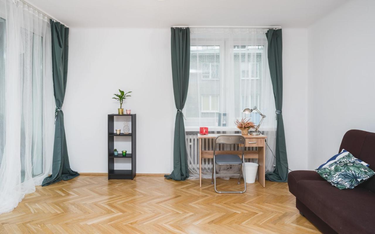 Sunshine Parkside Hideaway - 3 Bedroom - By Upstairs كراكوفيا المظهر الخارجي الصورة